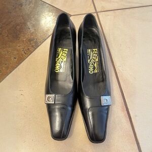 VINTAGE Salvatore Ferragamo Women's Black Leather Shoes